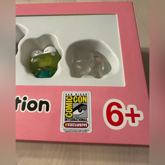 SDCC 2023 exclusive Sanrio Katazun figurine collection - UCC - Picture 2 of 4
